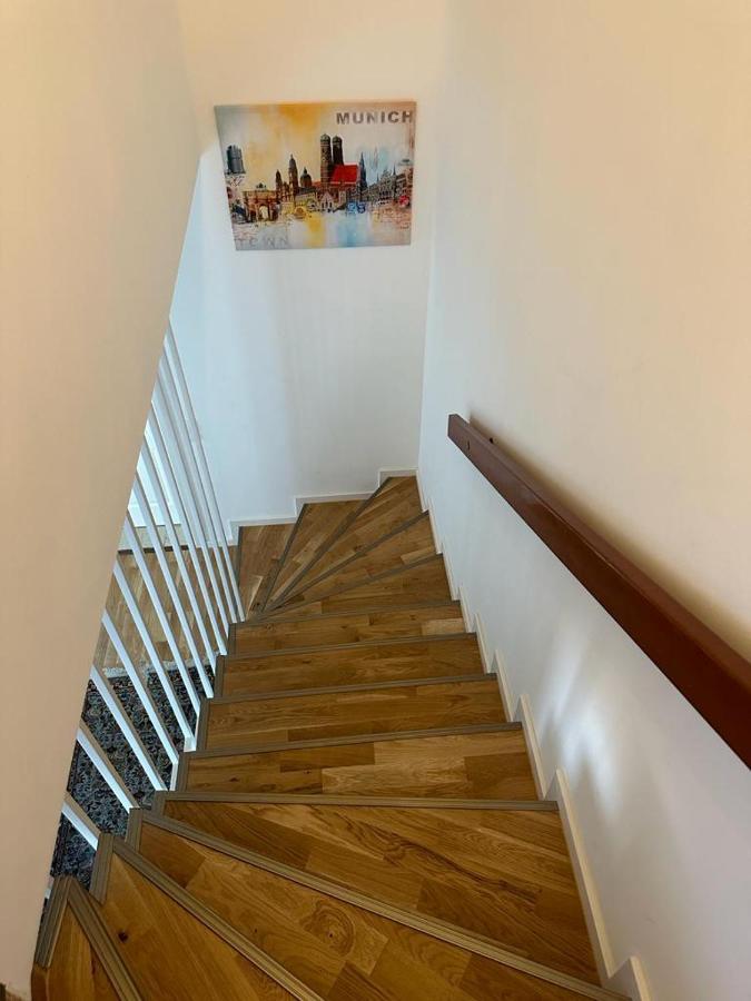 Lichtdurchflutete 90 M2 Drei Duplexwohnung In Altperlach