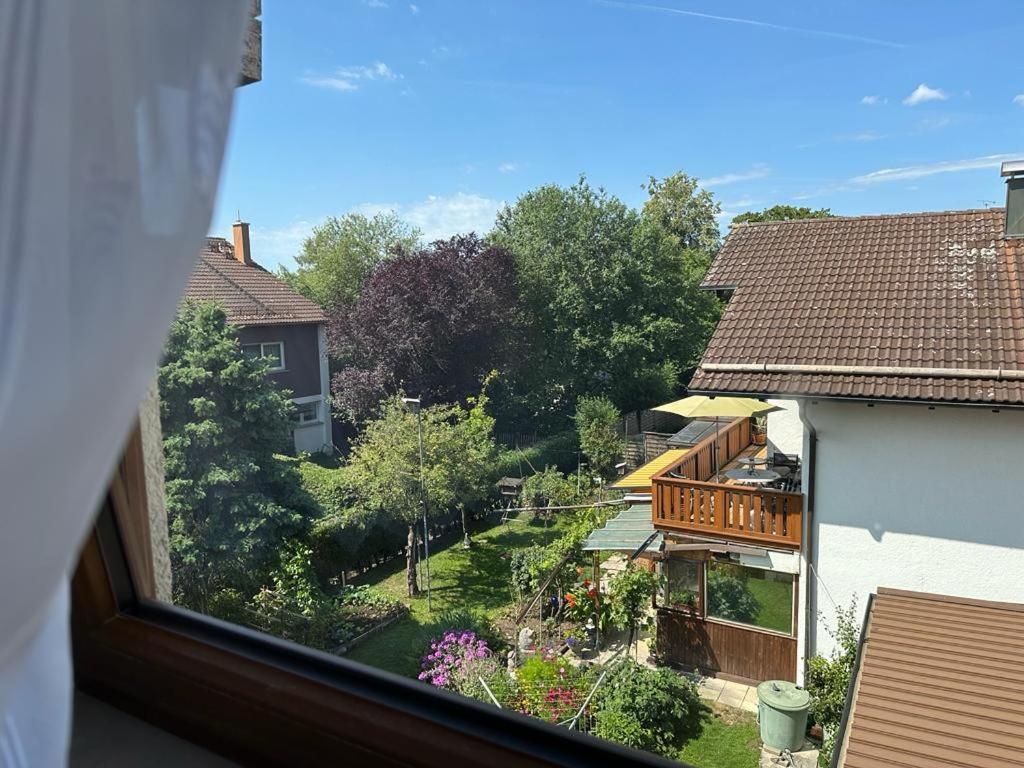 Lichtdurchflutete 90 M2 Drei Duplexwohnung In Altperlach Appartement *