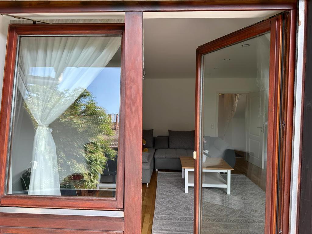 Apartment Lichtdurchflutete 90 M2 Drei Duplexwohnung In Altperlach *