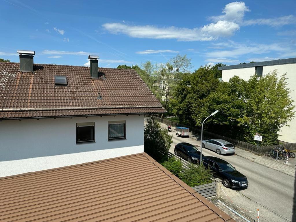 Lichtdurchflutete 90 M2 Drei Duplexwohnung In Altperlach *